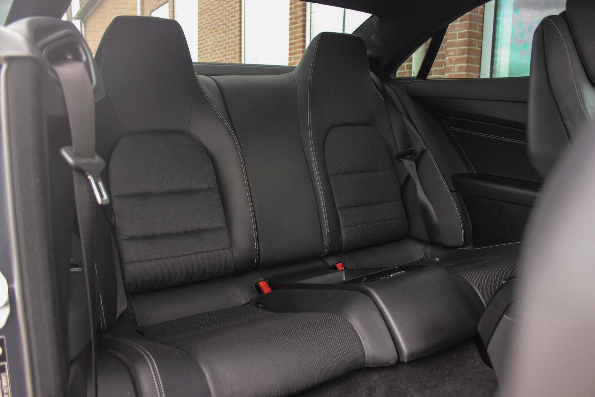 Foto van Mercedes-Benz E 200