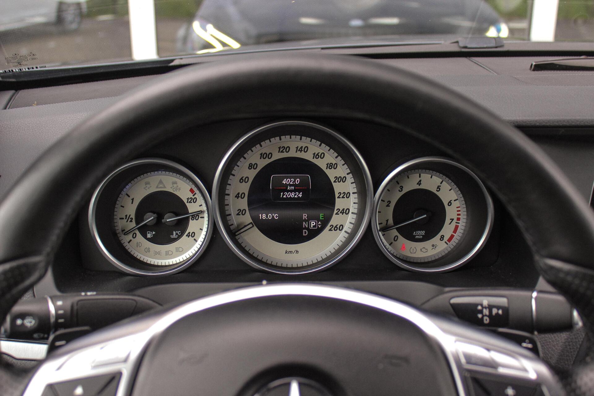 Foto van Mercedes-Benz E 200