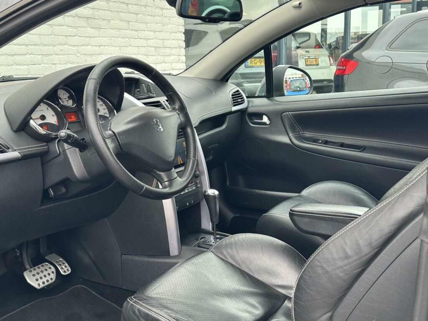 Foto van Peugeot 207 CC