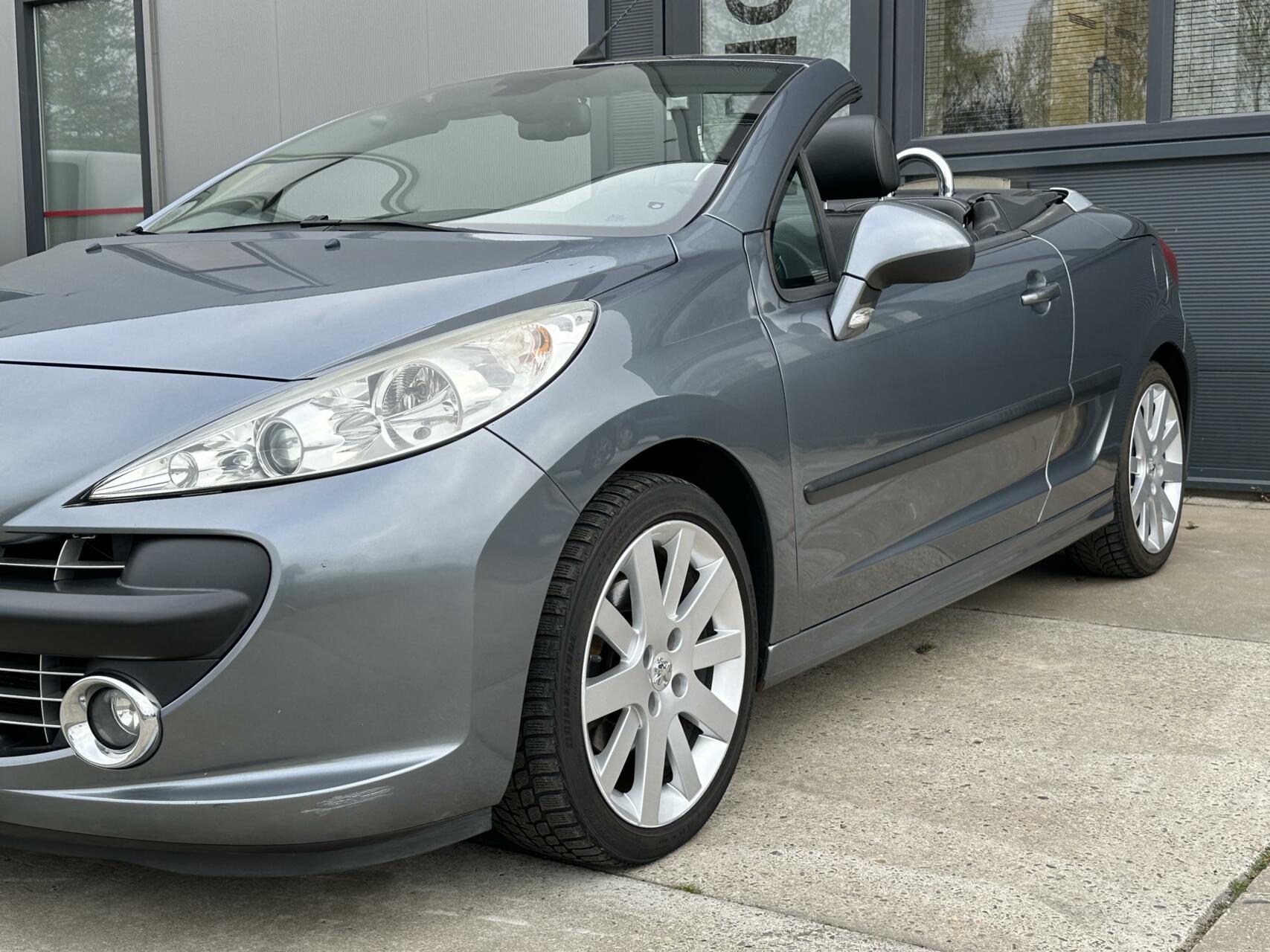 Foto van Peugeot 207 CC