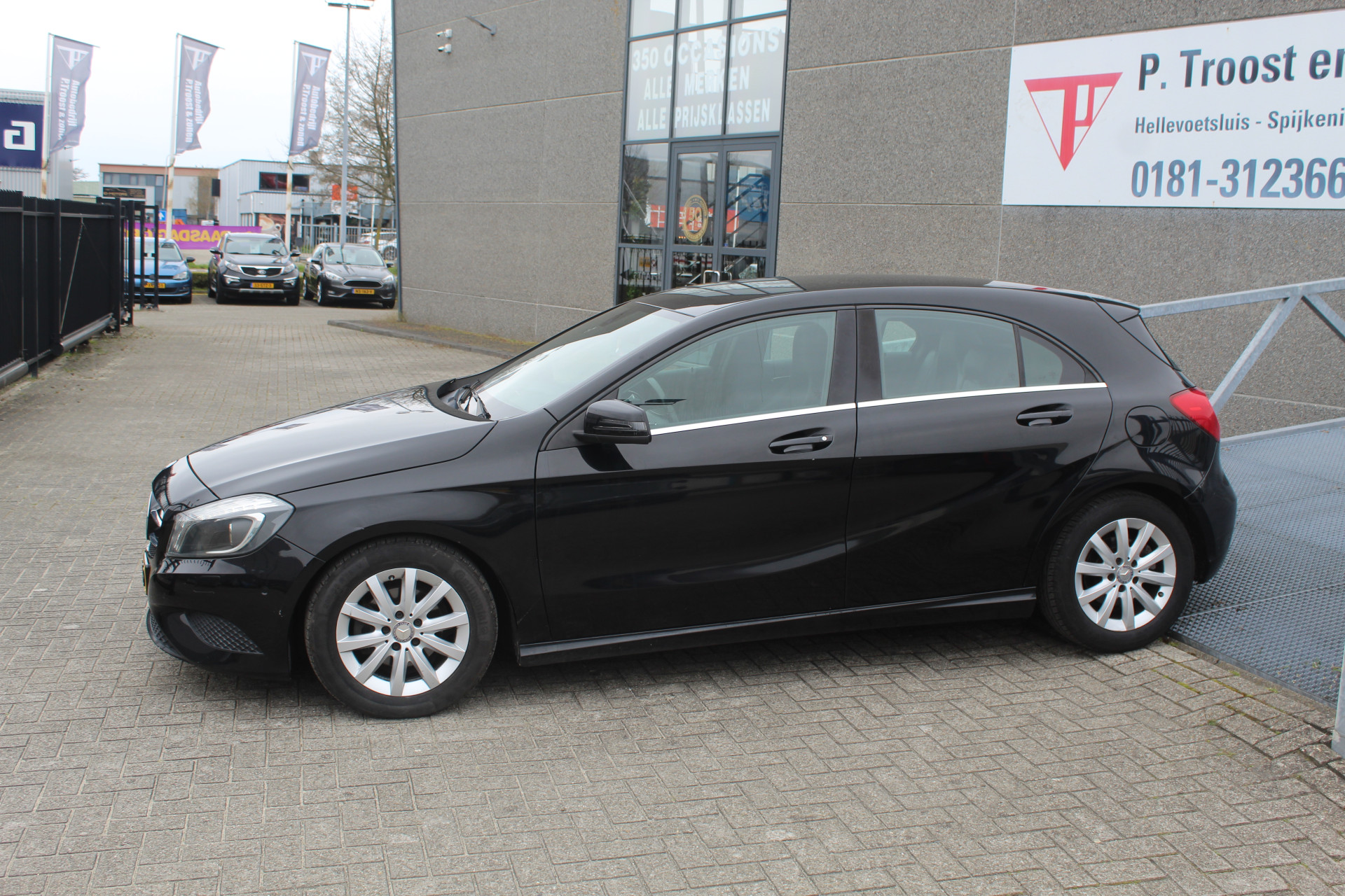 Foto van Mercedes-Benz A 180
