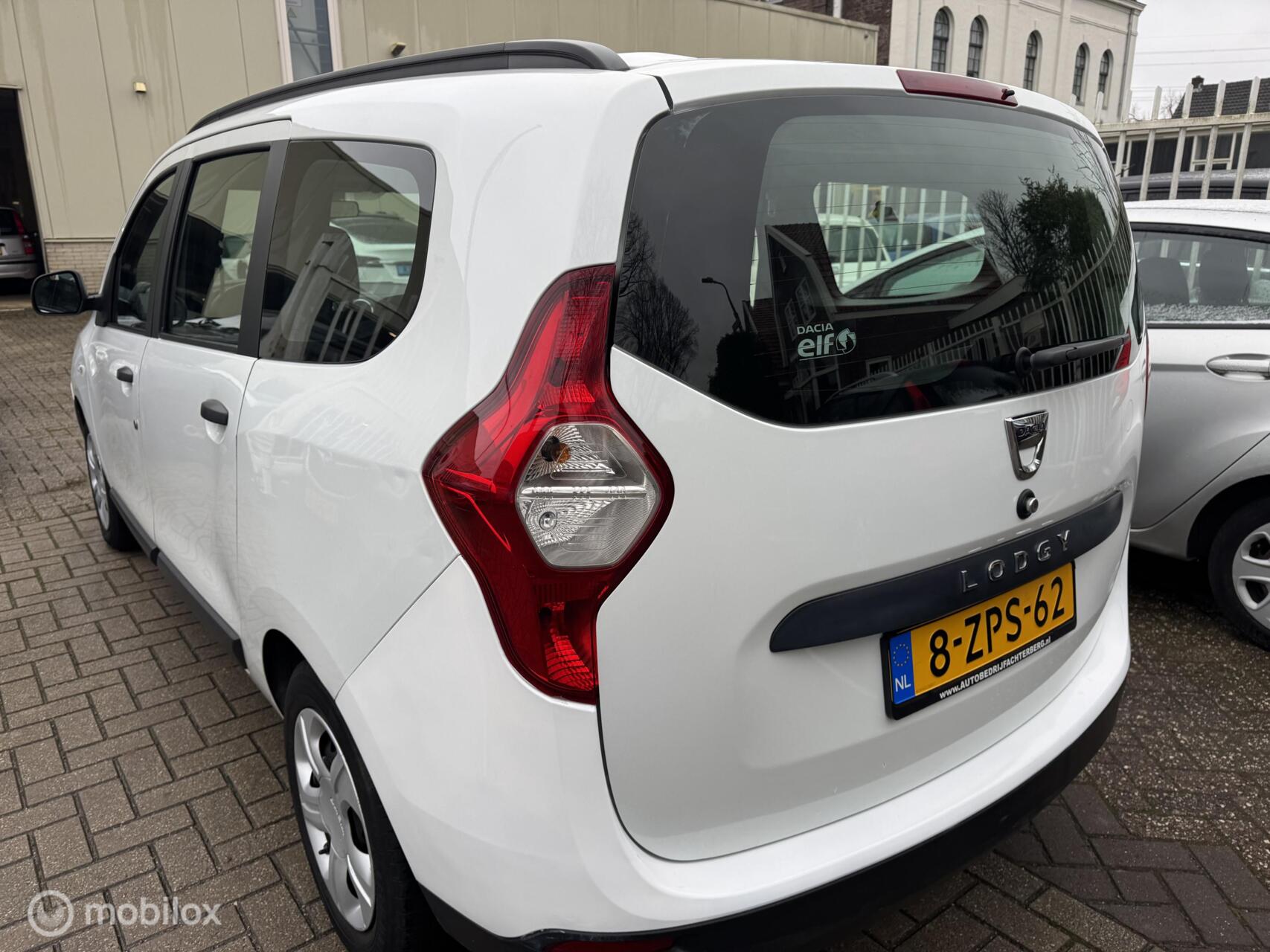 Foto van Dacia Lodgy