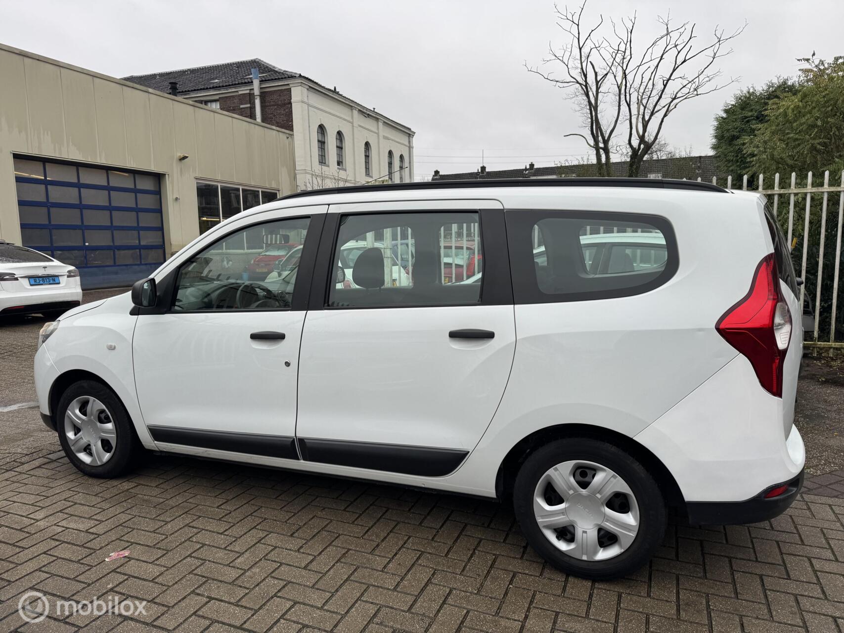 Foto van Dacia Lodgy
