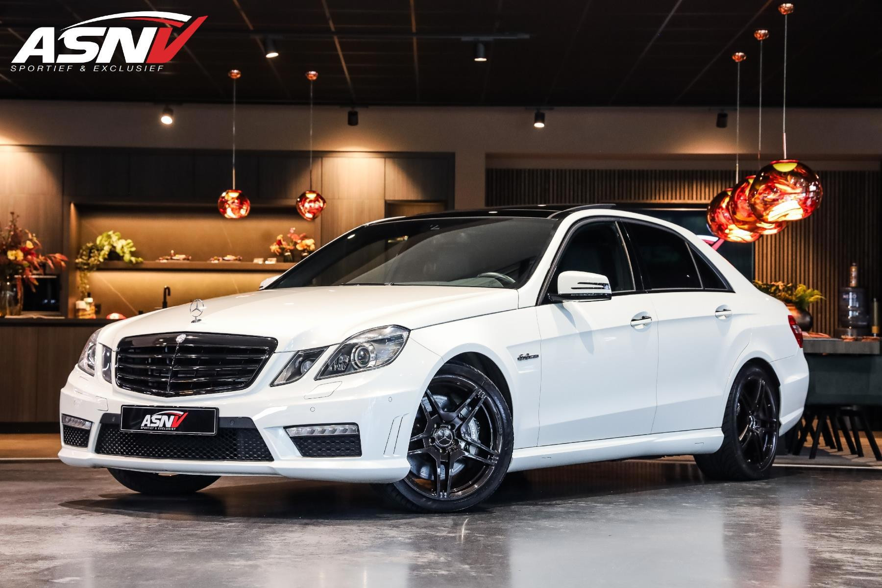 Mercedes-Benz E 63 AMG AMG 63, 525 PK, Pano/Dak, Harman/Kardon, Stoelverwarming/Ventilatie, Camera, Keyless, 115DKM!! 2010 - voorkant