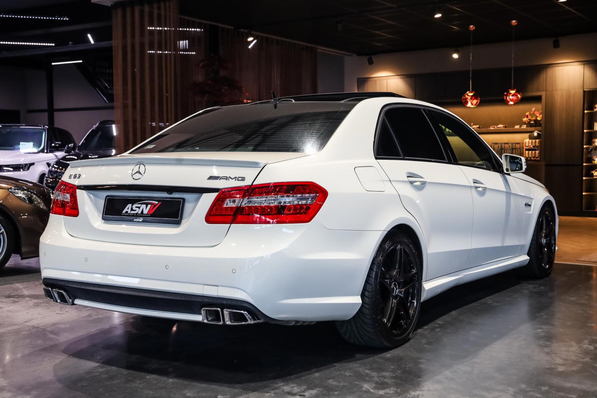 Foto van Mercedes-Benz E 63 AMG