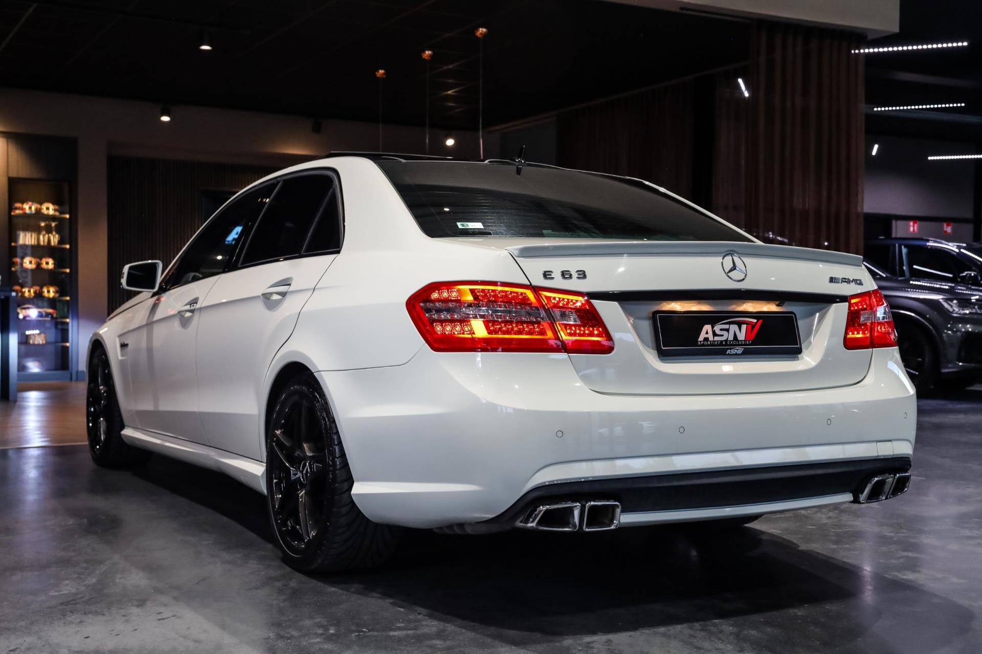 Foto van Mercedes-Benz E 63 AMG
