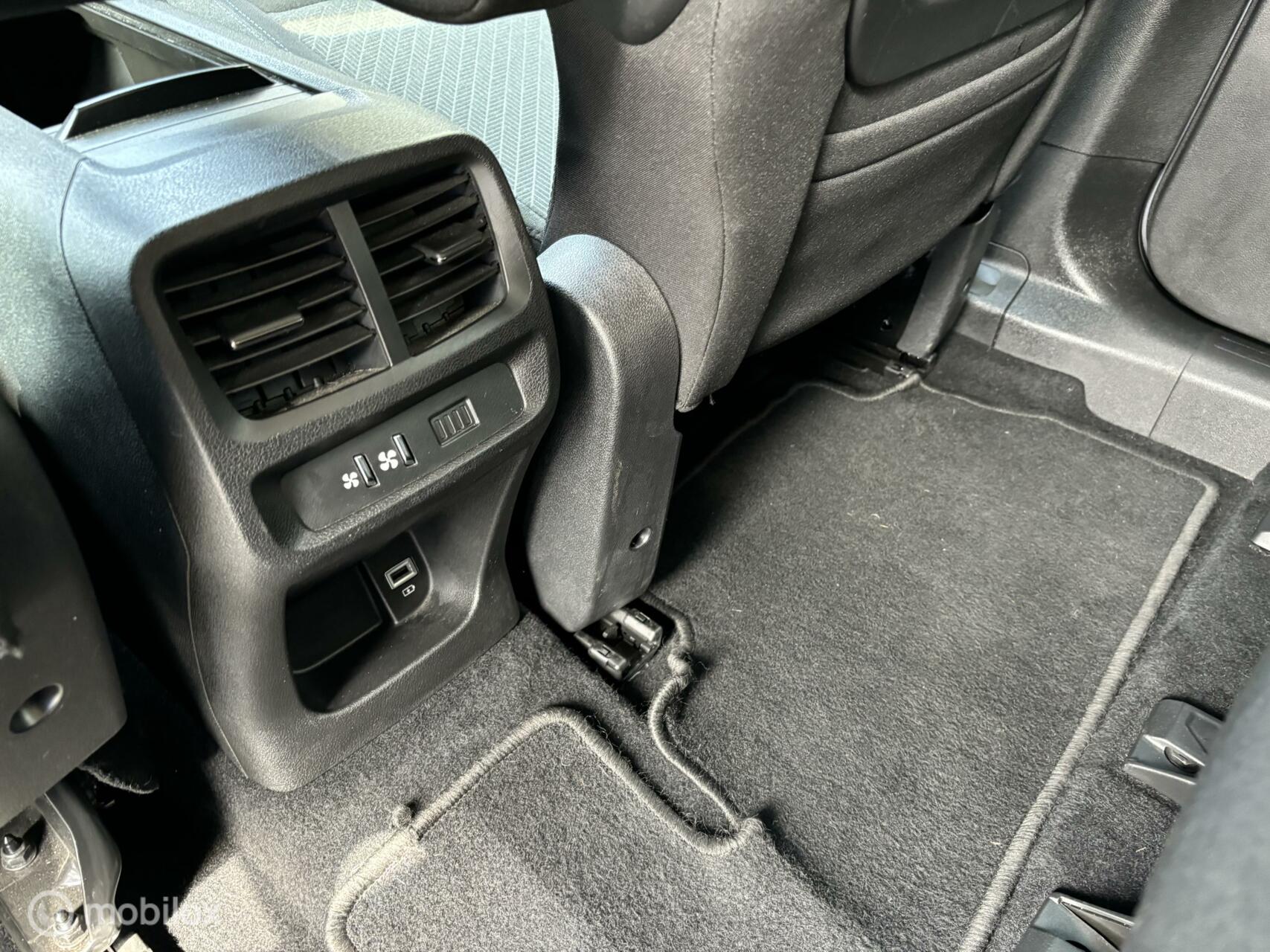 Foto van Peugeot Rifter