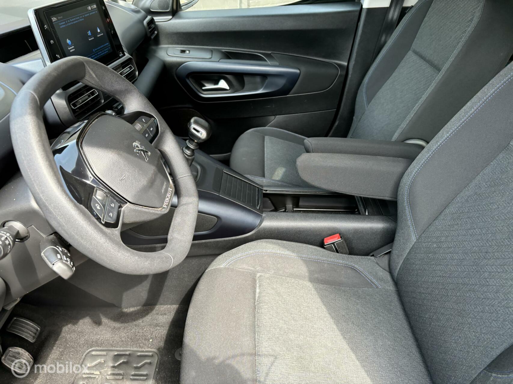 Foto van Peugeot Rifter
