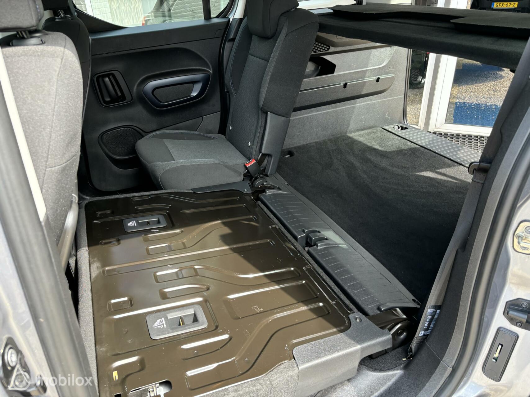 Foto van Peugeot Rifter