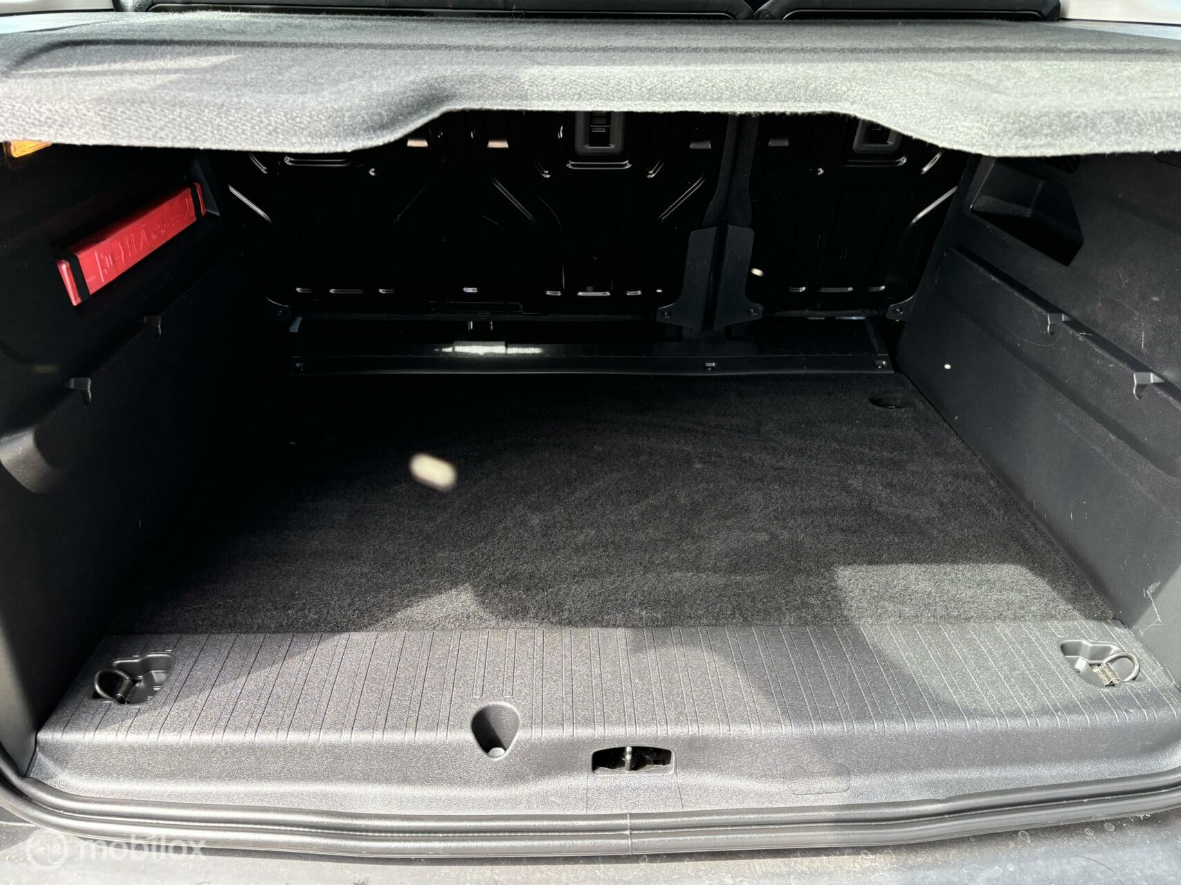 Foto van Peugeot Rifter