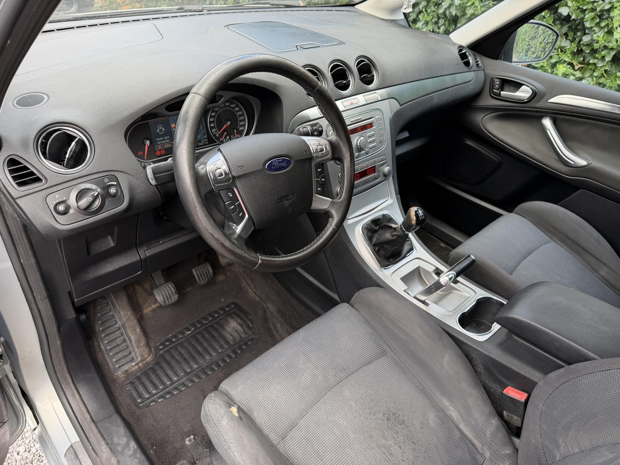 Foto van Ford S-max