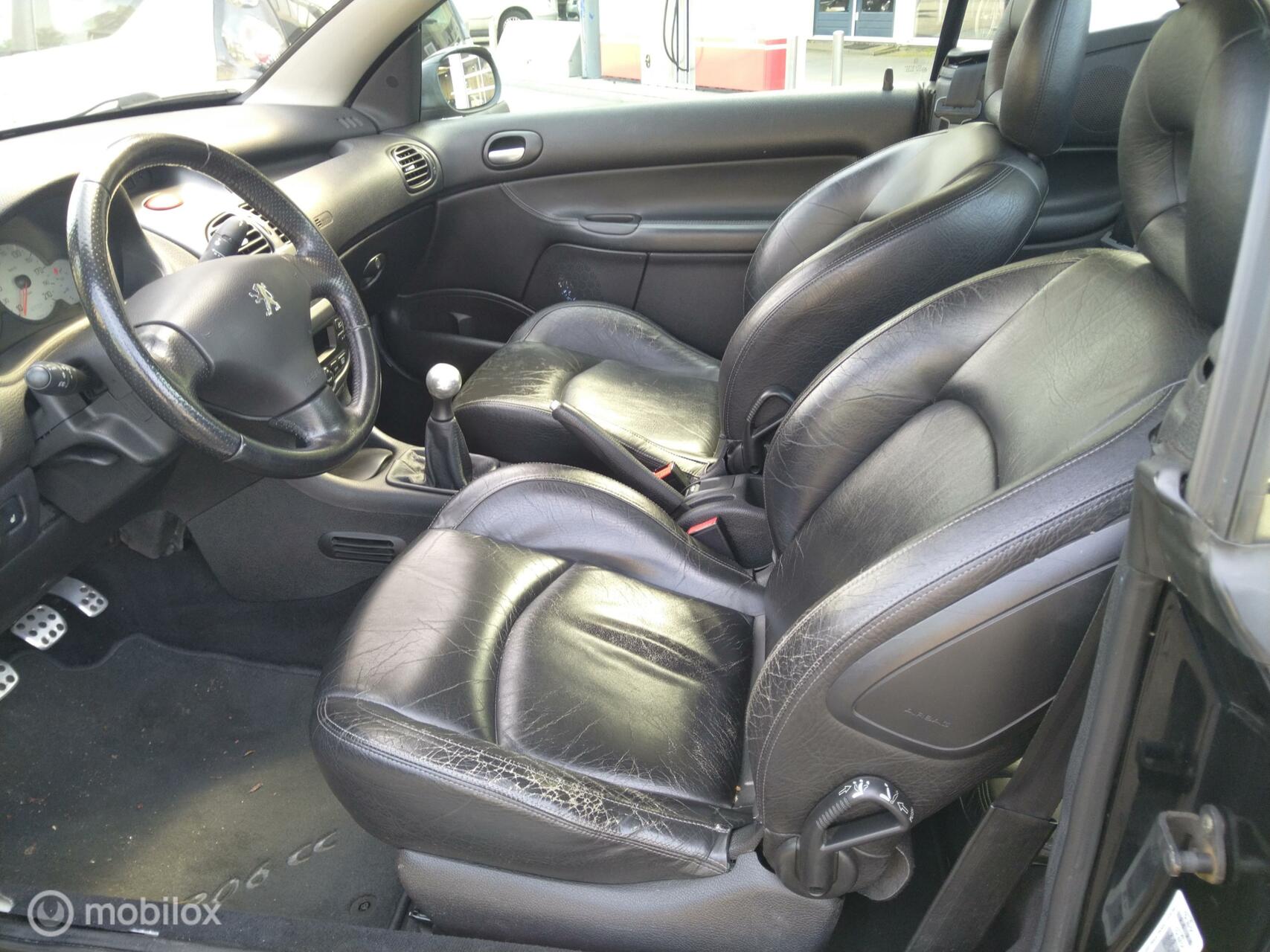 Foto van Peugeot 206 CC