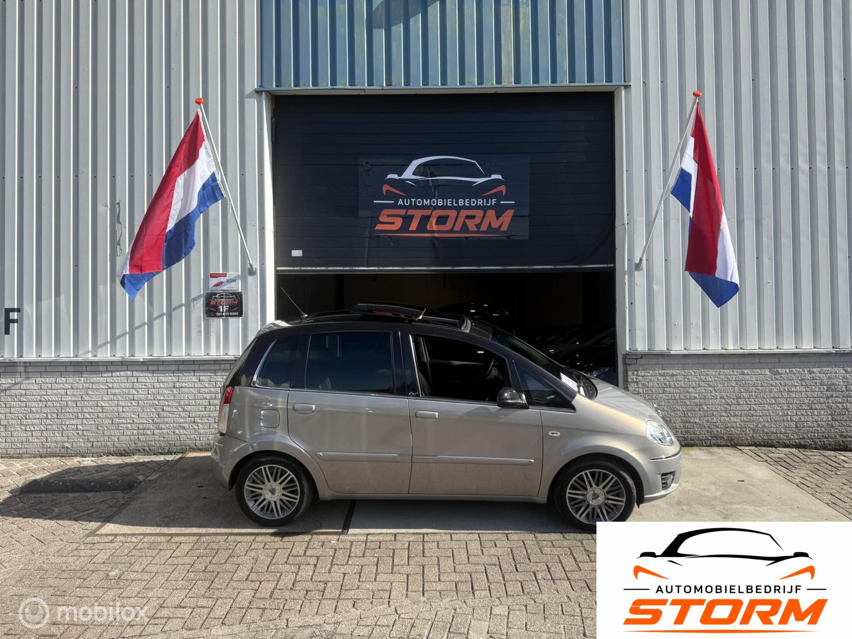 Lancia Lancia Musa 1.4-16V Platinum DFN S&S 2009 - voorkant
