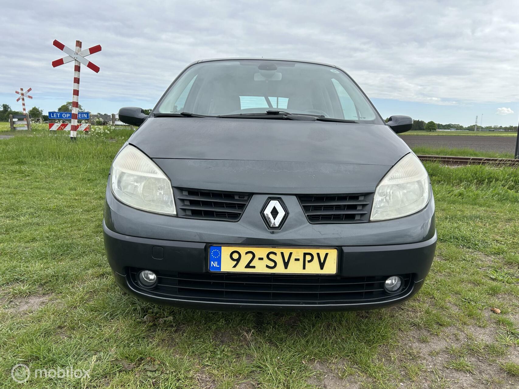 Foto van Renault Grand Scenic