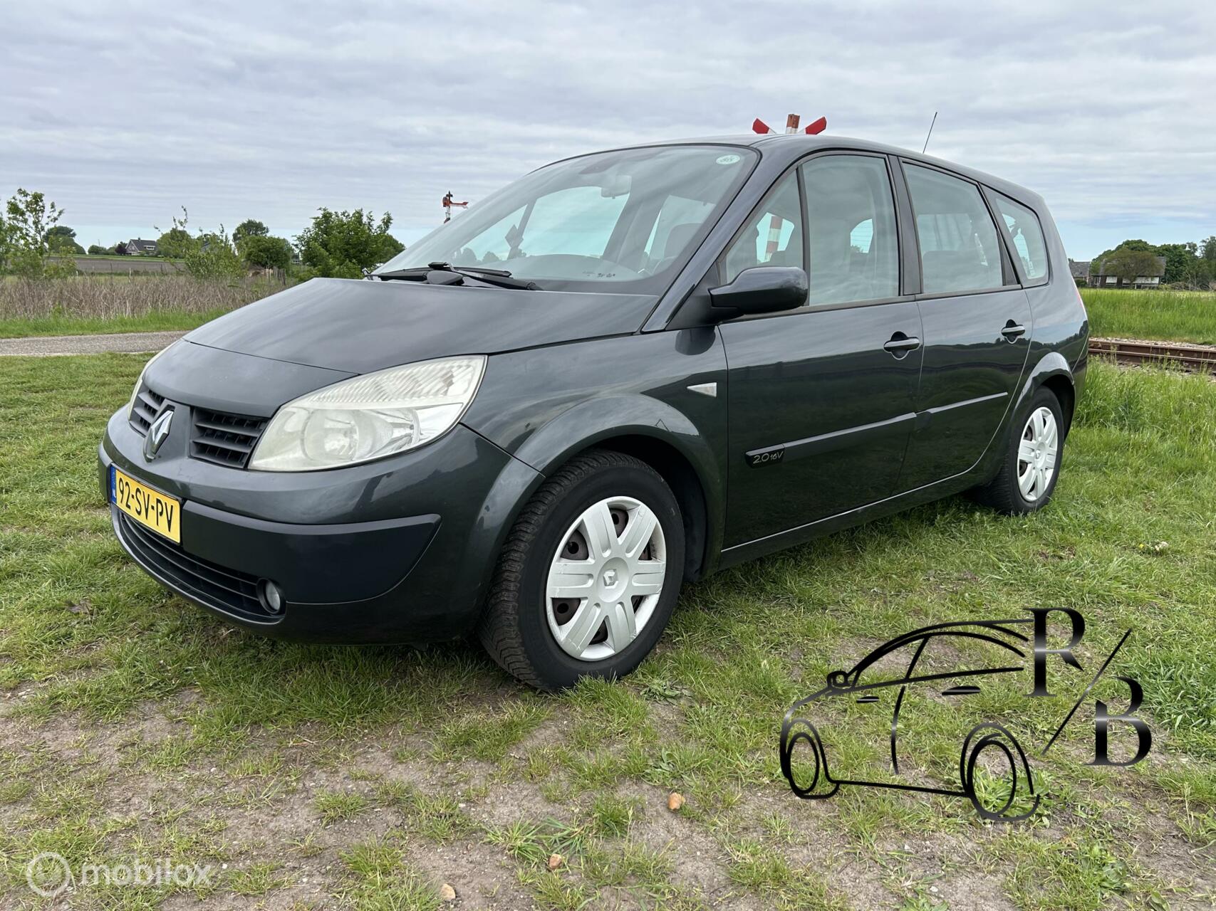 Renault Grand Scenic 2.0-16V Dynamique Comfort 7 PERSOONS AIRCO 2006 - voorkant
