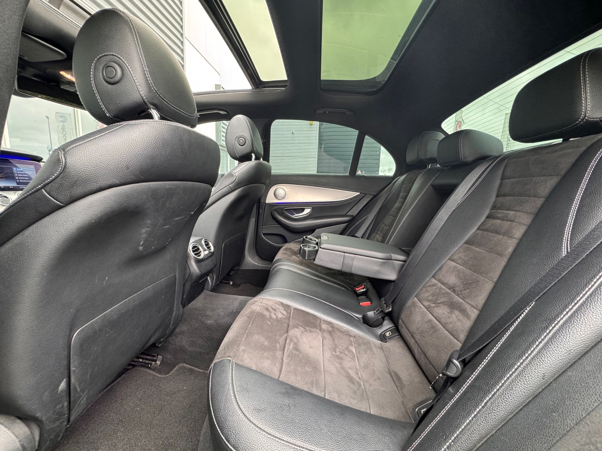 Foto van Mercedes-Benz E 200 D