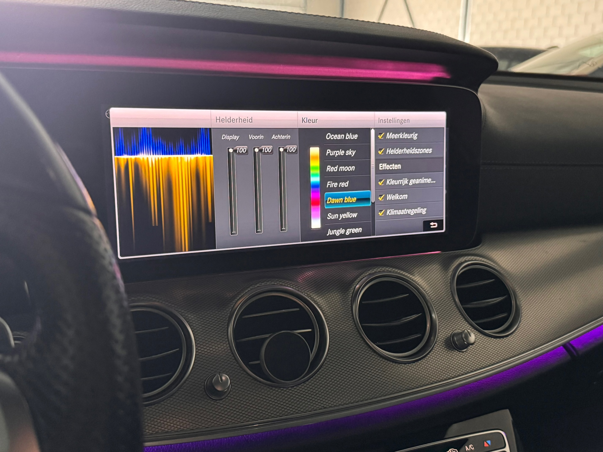 Foto van Mercedes-Benz E 200 D