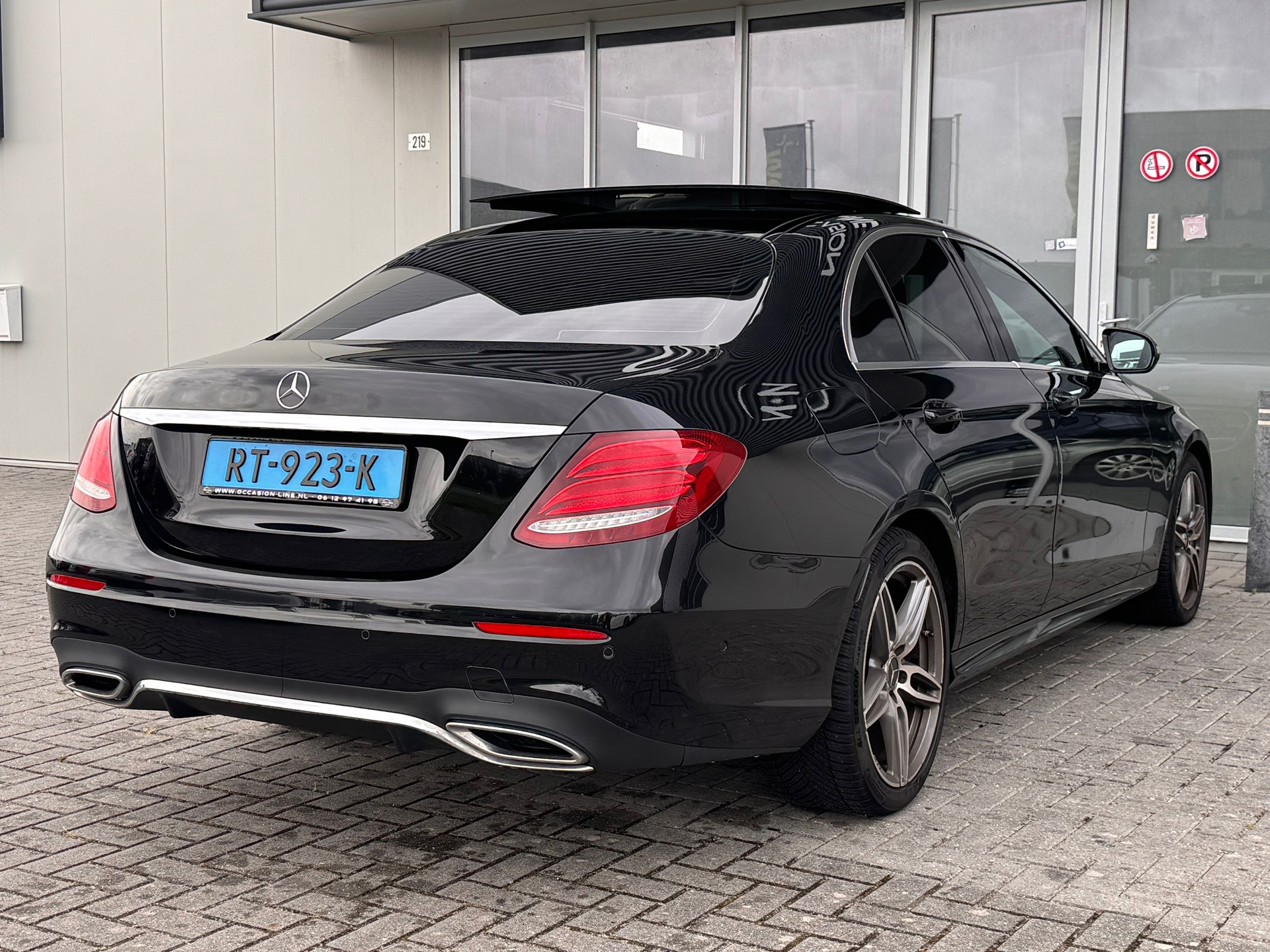 Foto van Mercedes-Benz E 200 D