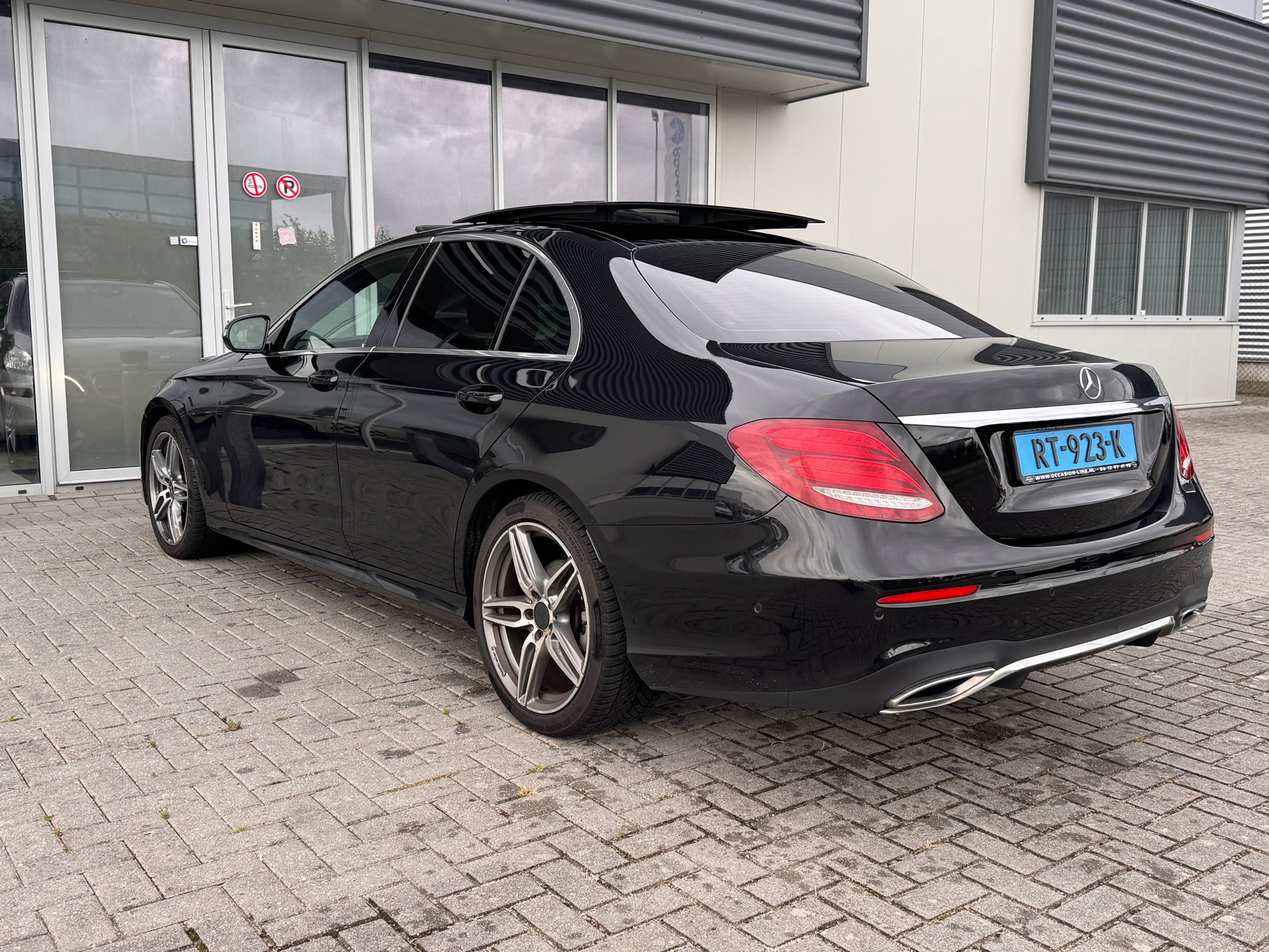 Foto van Mercedes-Benz E 200 D
