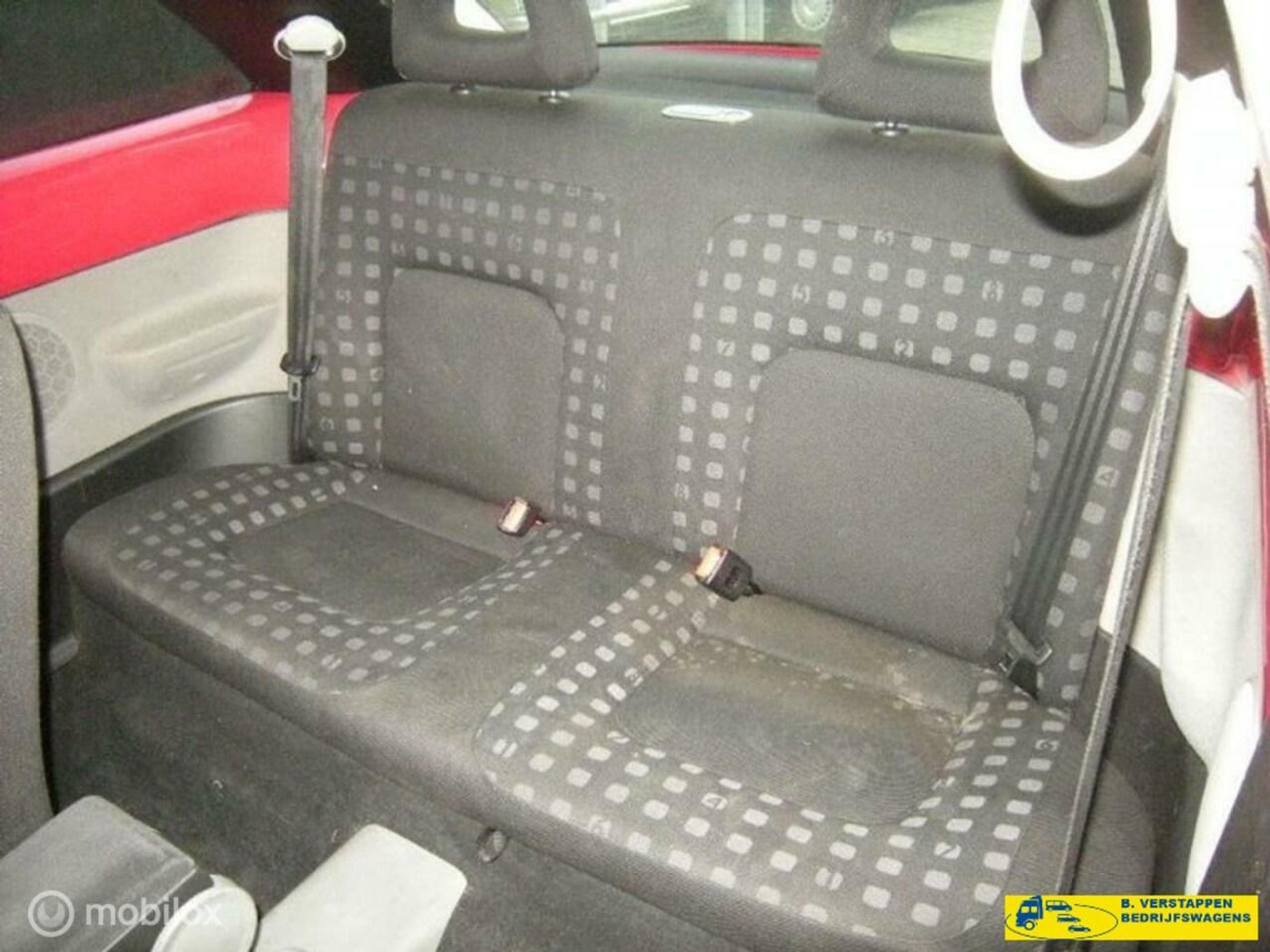 Foto van Volkswagen New Beetle