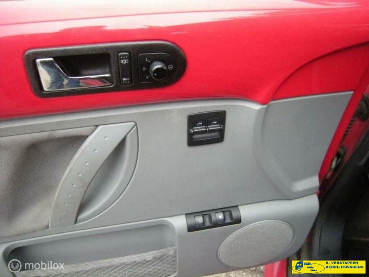 Foto van Volkswagen New Beetle