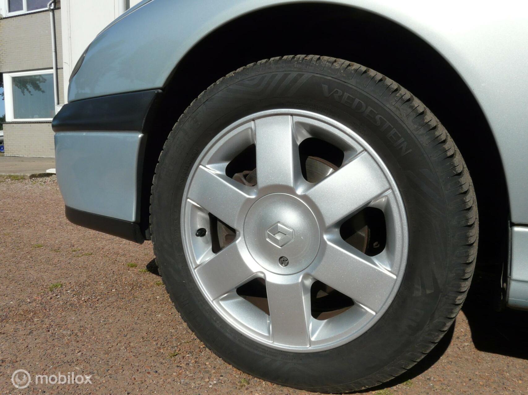 Foto van Renault Laguna