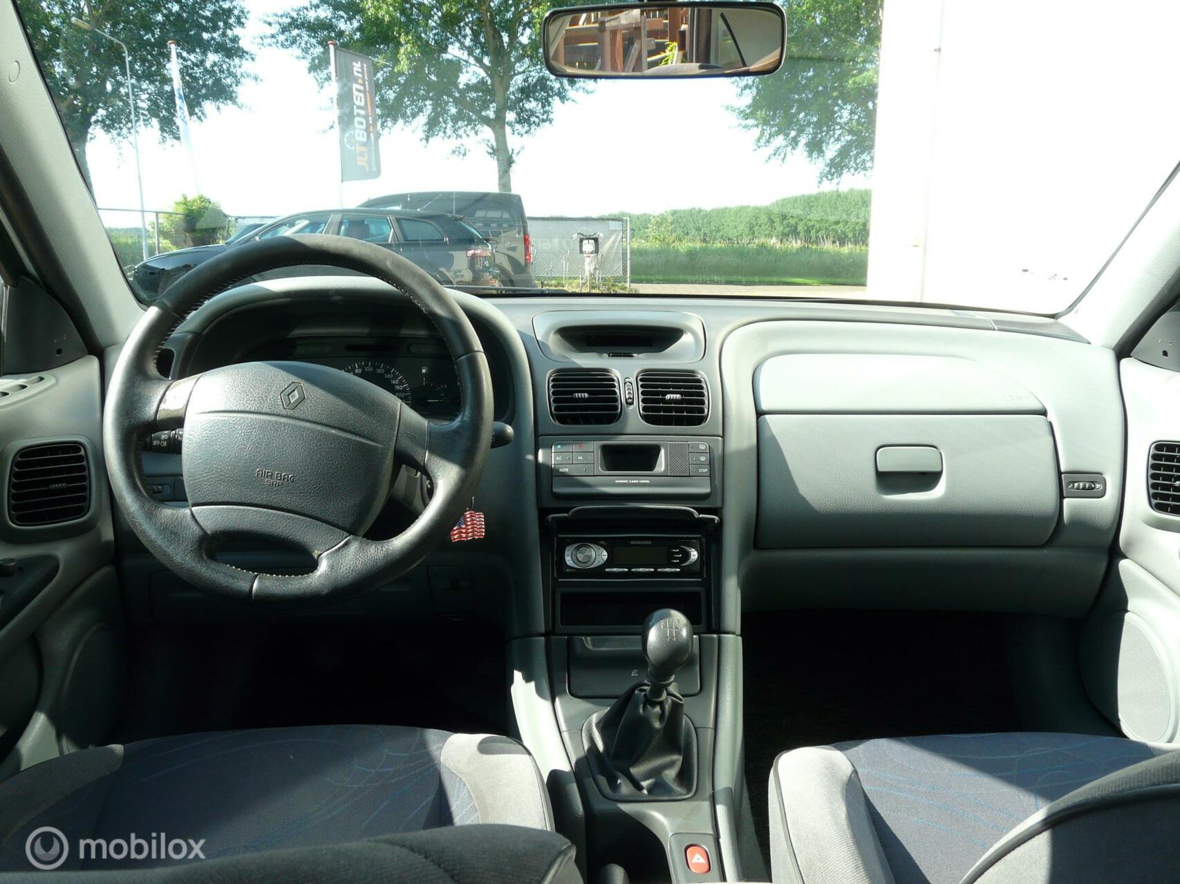 Foto van Renault Laguna