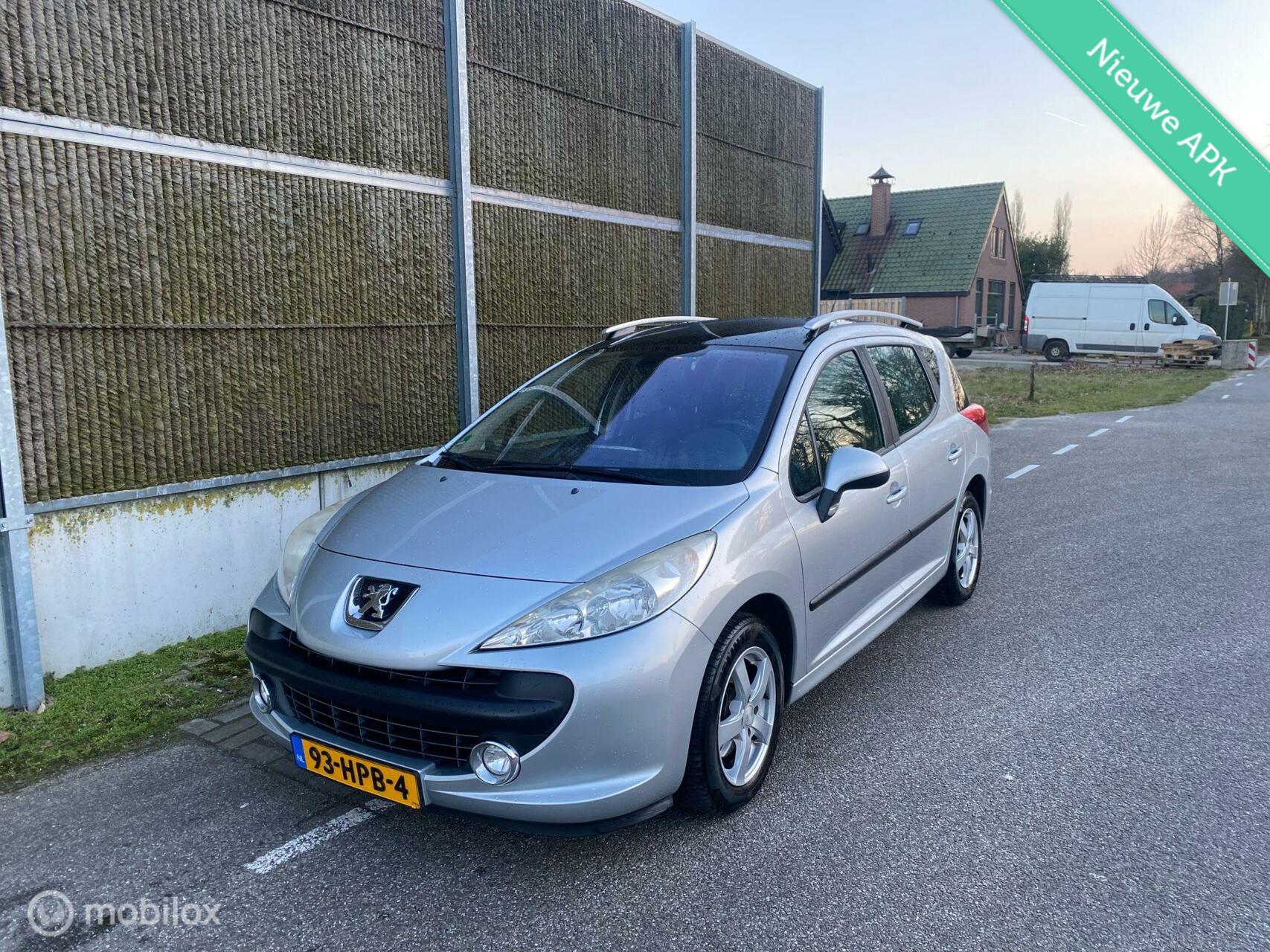 Peugeot 207 SW 1.6 VTi XS CLIMA/CRUISE/TREKHAAK/NAP 2009 - voorkant