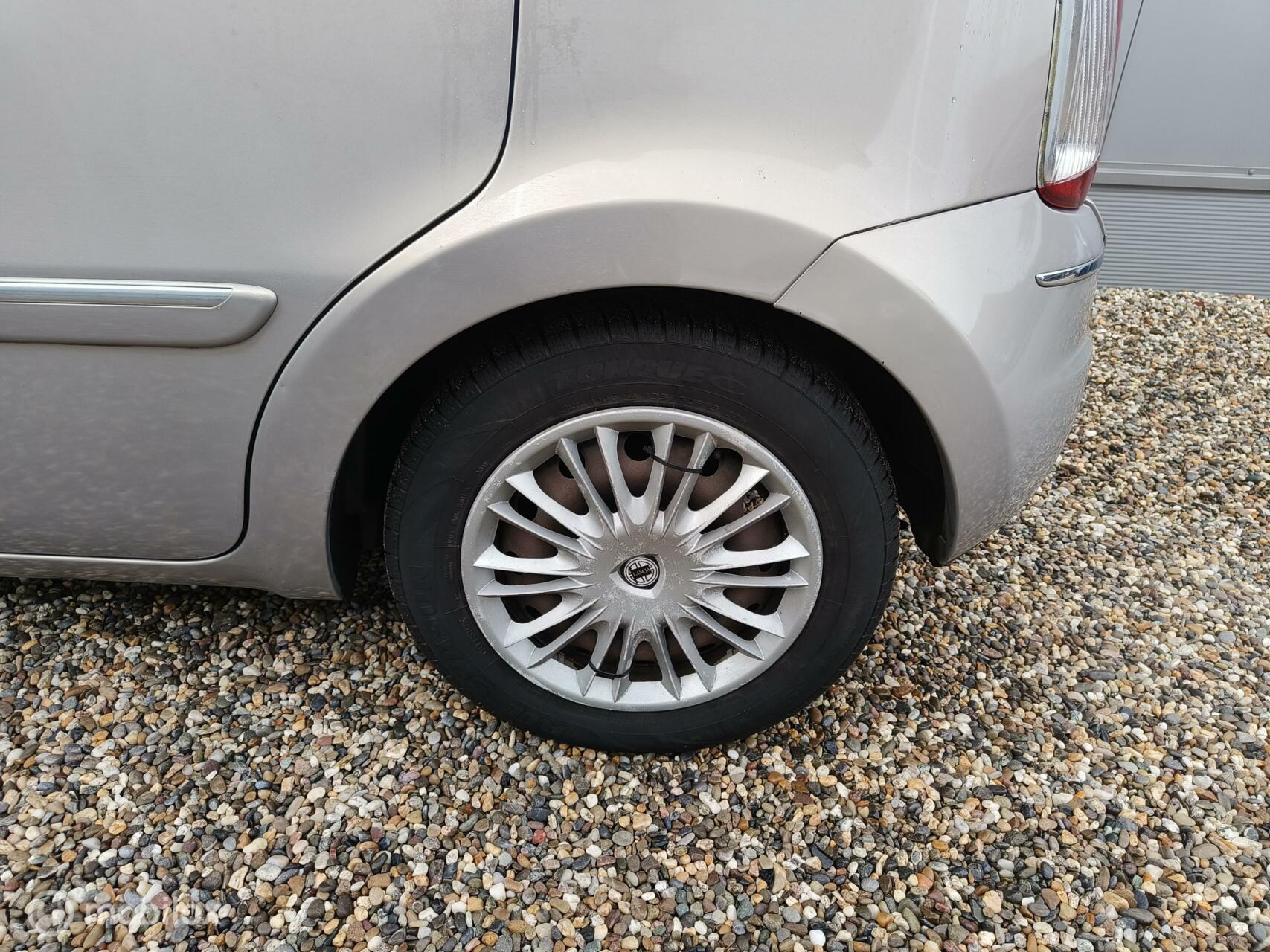 Foto van Lancia Musa