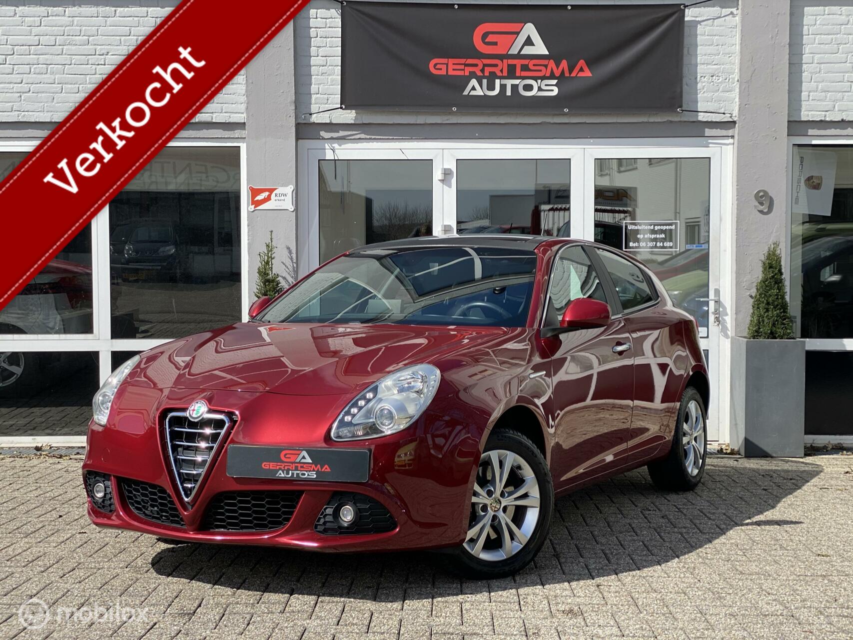 Alfa Romeo Giulietta 1.4 T Distinctive 2012 - voorkant