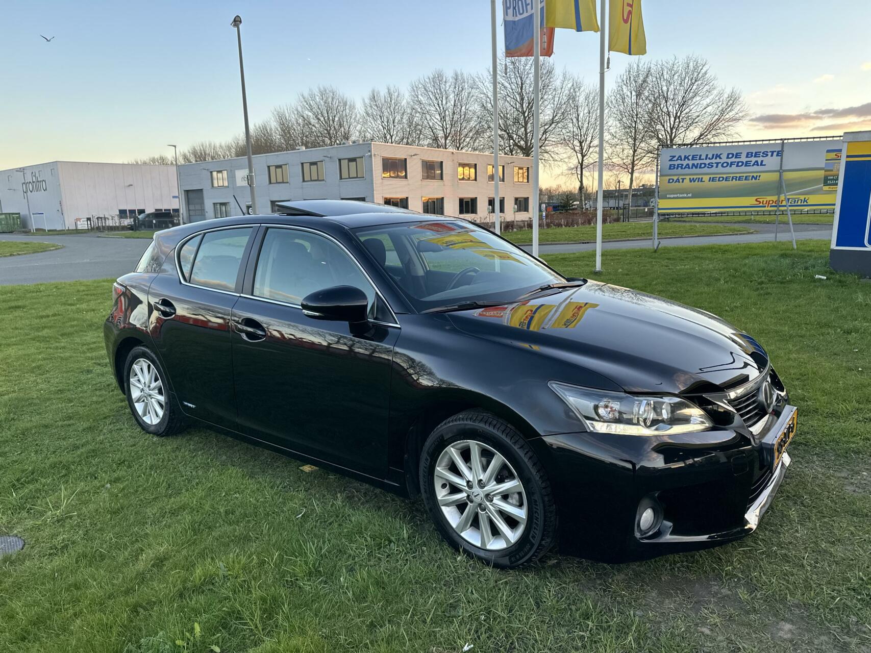 Foto van Lexus CT