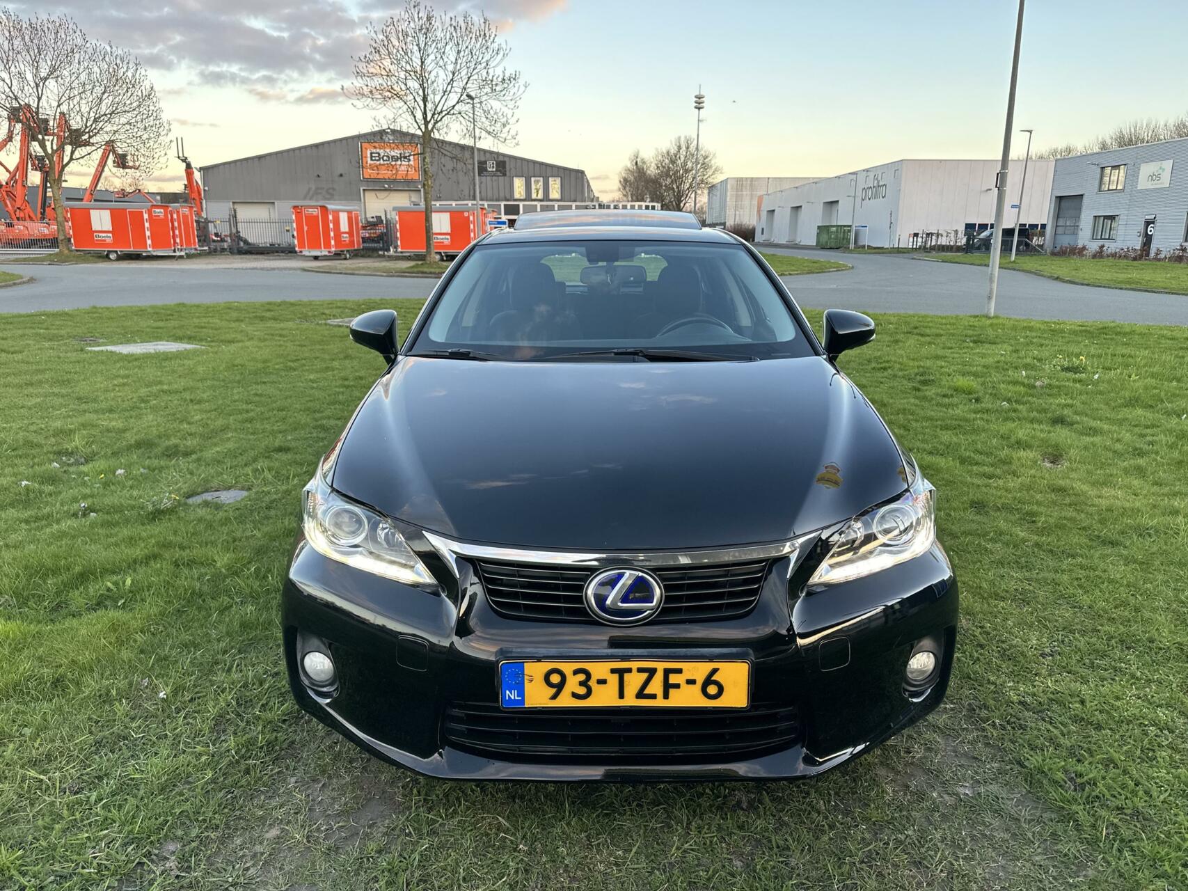 Foto van Lexus CT