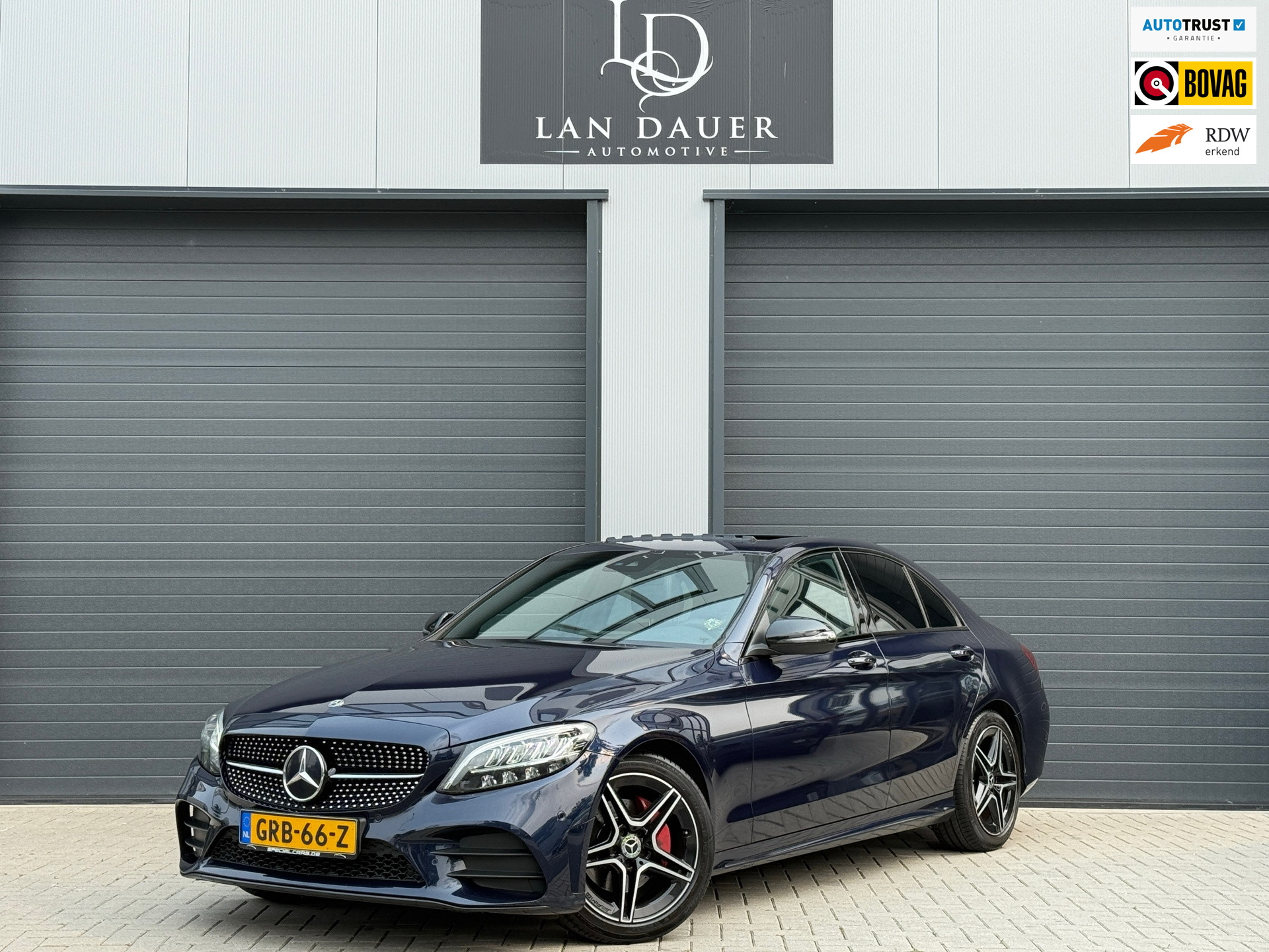 Mercedes-Benz C 200 D 200 d Solution AMG / Pano / ACTIE ! 2019 - voorkant
