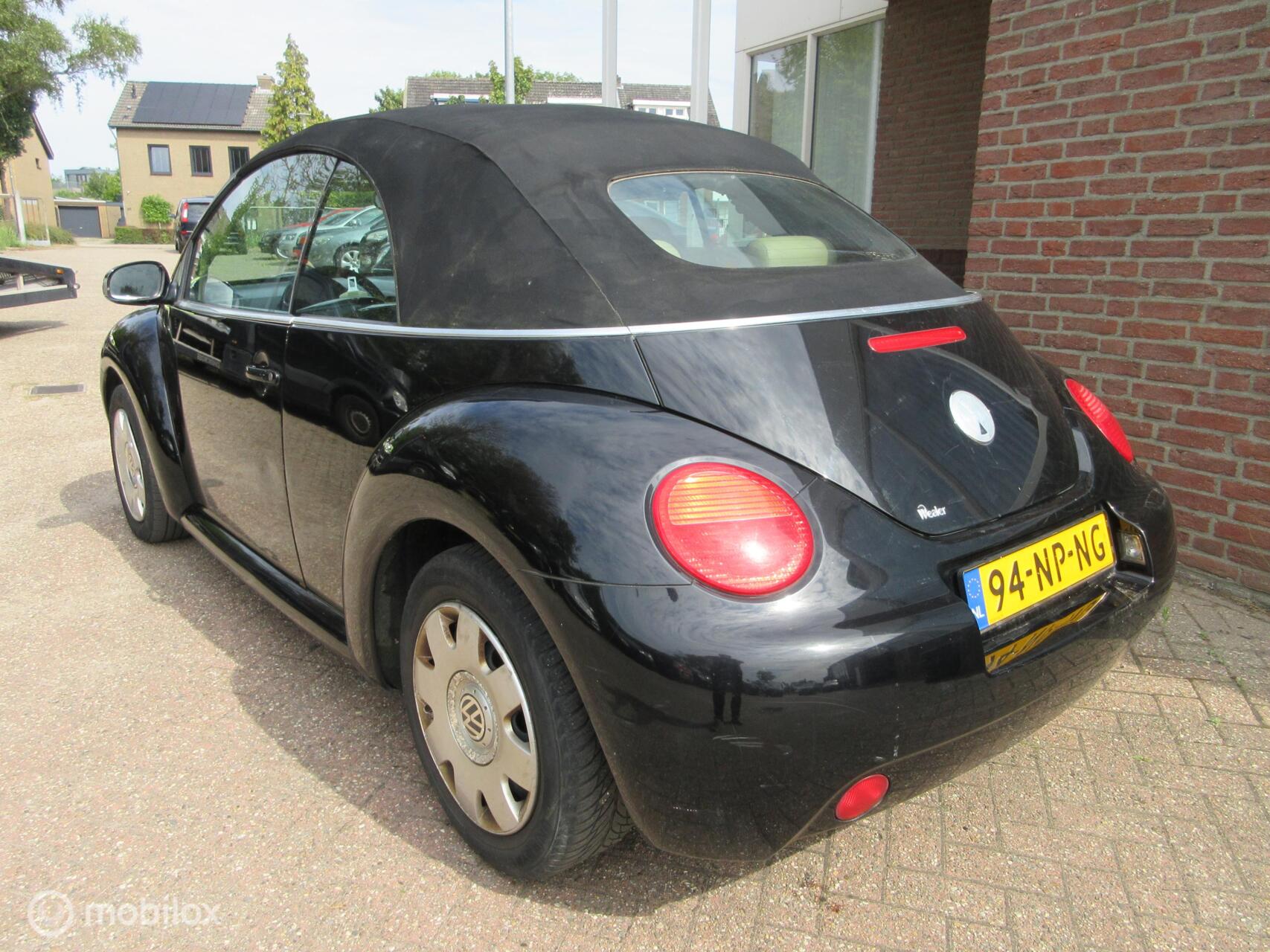 Foto van Volkswagen New Beetle Cabriolet