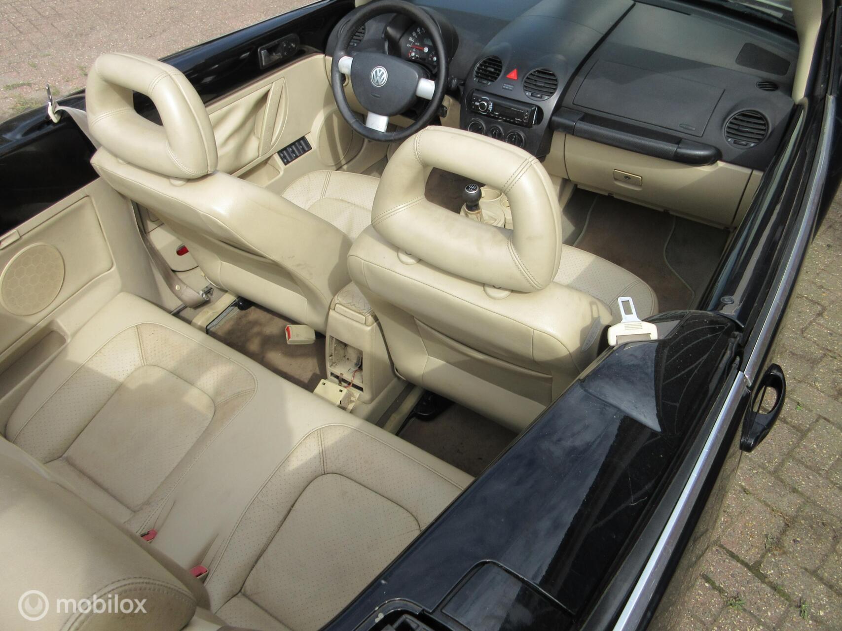 Foto van Volkswagen New Beetle Cabriolet