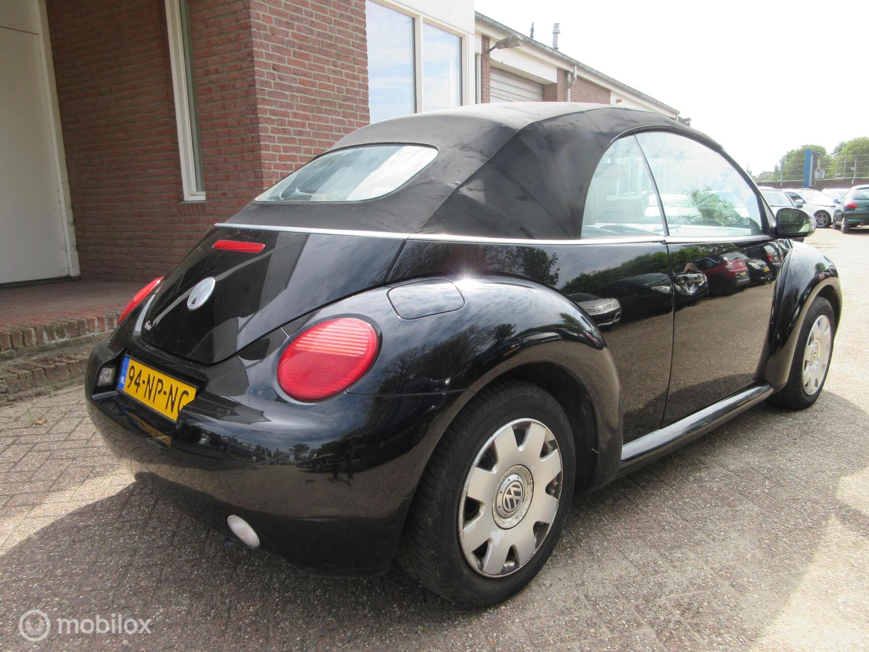 Foto van Volkswagen New Beetle Cabriolet