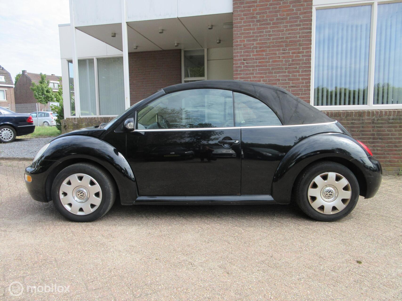 Foto van Volkswagen New Beetle Cabriolet