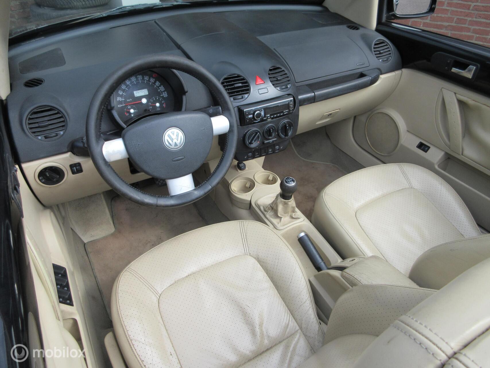 Foto van Volkswagen New Beetle Cabriolet