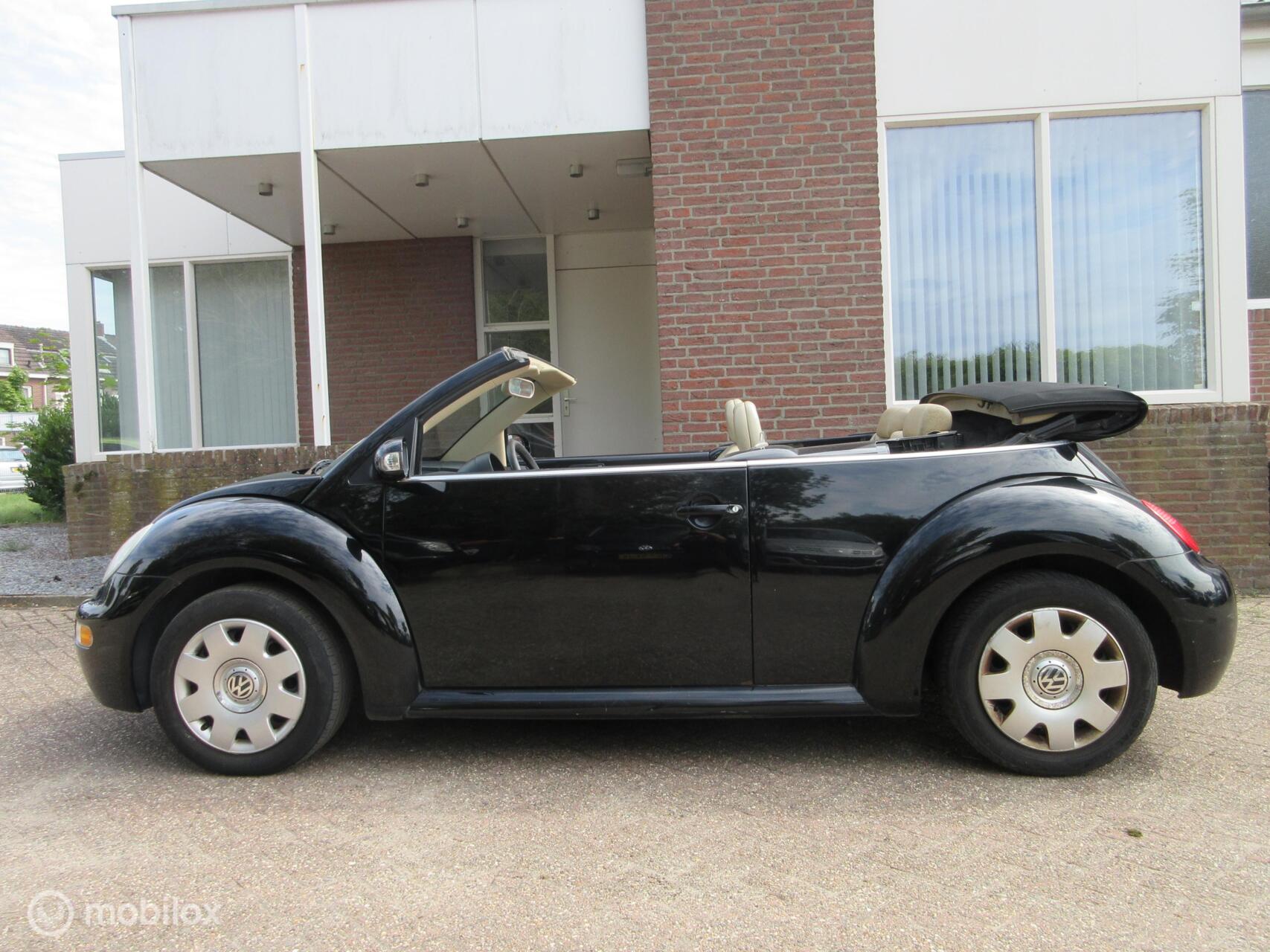 Foto van Volkswagen New Beetle Cabriolet
