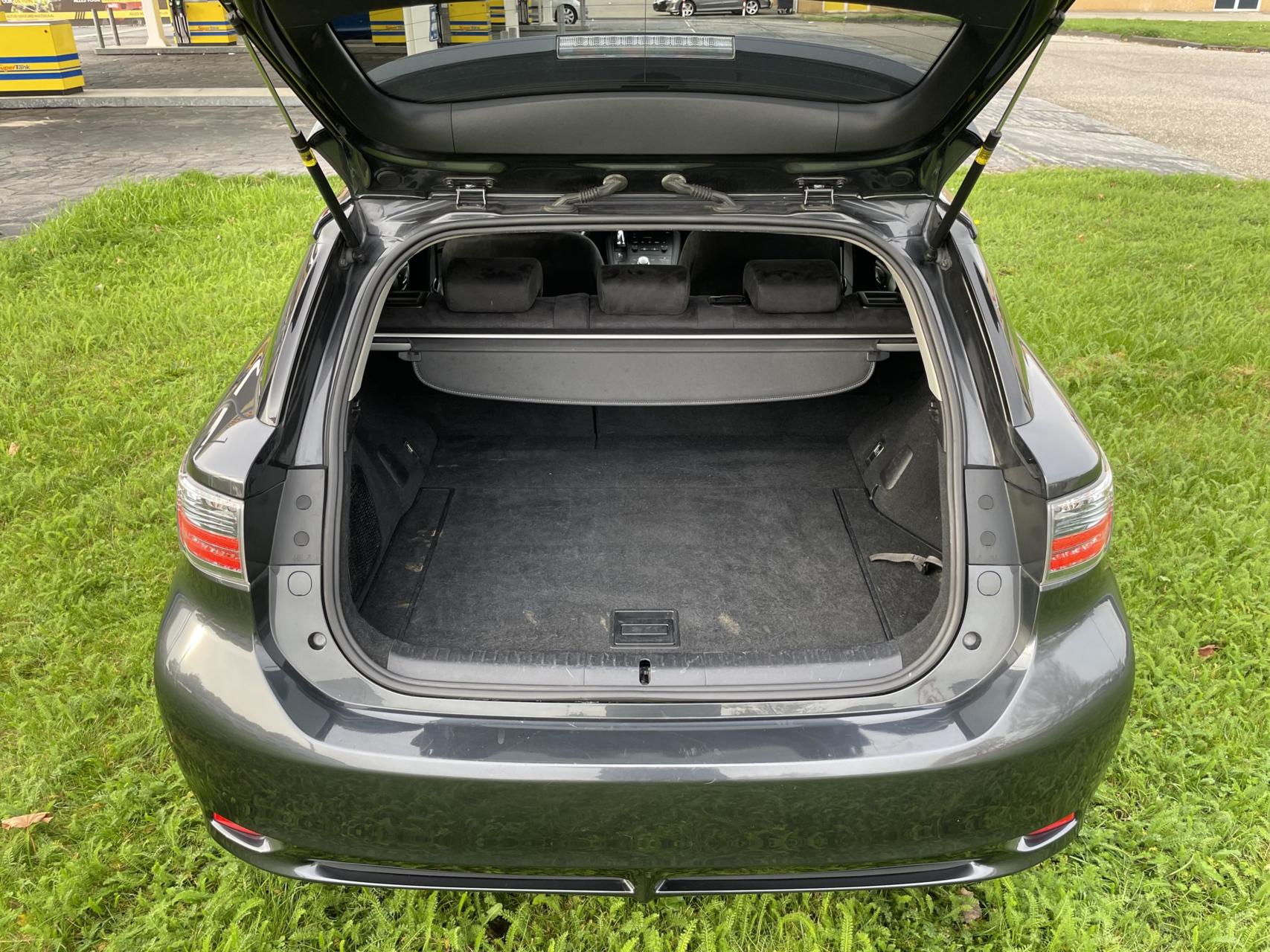 Foto van Lexus CT