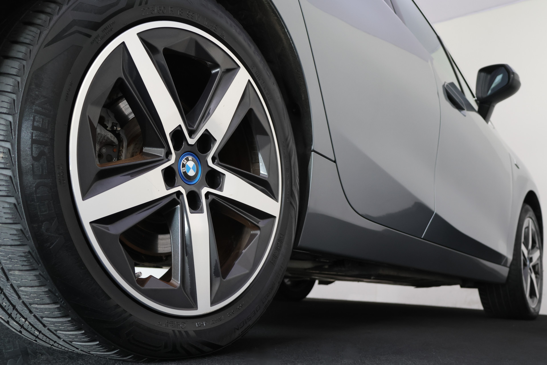 Foto van BMW 225e xDrive Active Tourer