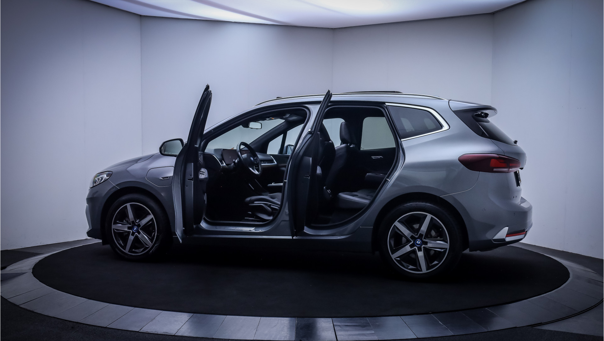 Foto van BMW 225e xDrive Active Tourer