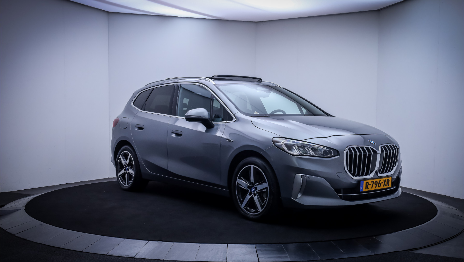 Foto van BMW 225e xDrive Active Tourer