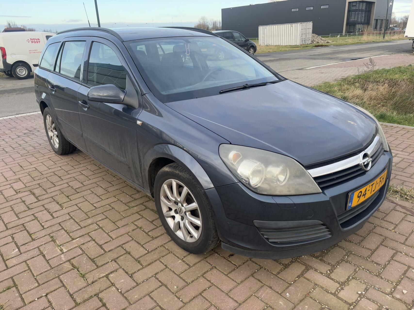 Opel Astra Wagon 1.6 Business/AIRCO/CRUISE/NAP/INRUILKOOPJE 2006 - voorkant