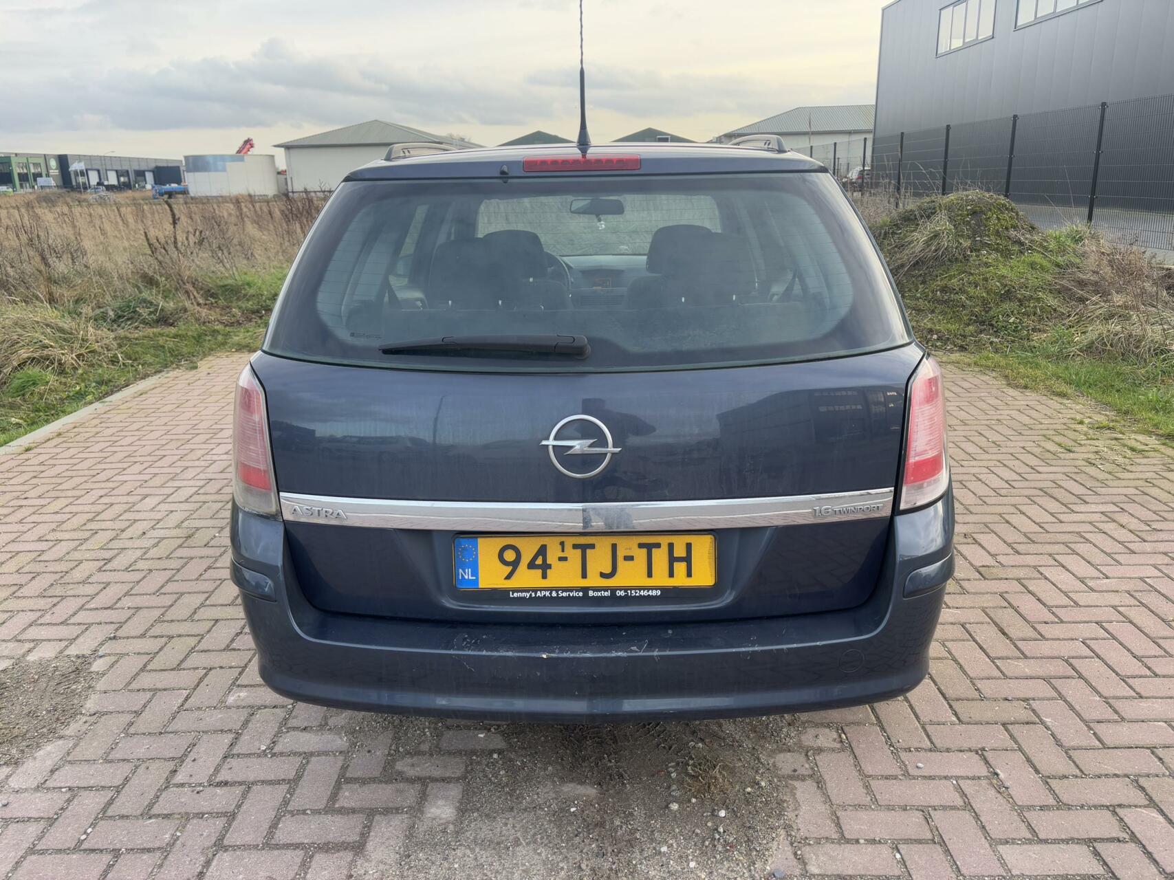 Foto van Opel Astra Wagon