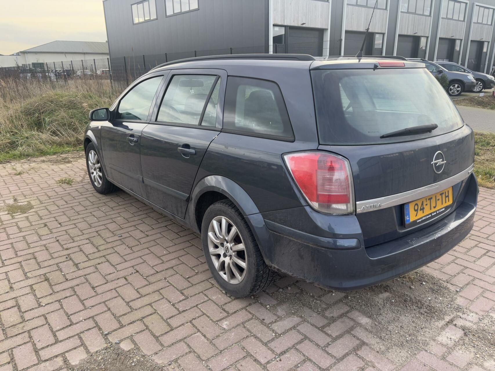 Foto van Opel Astra Wagon