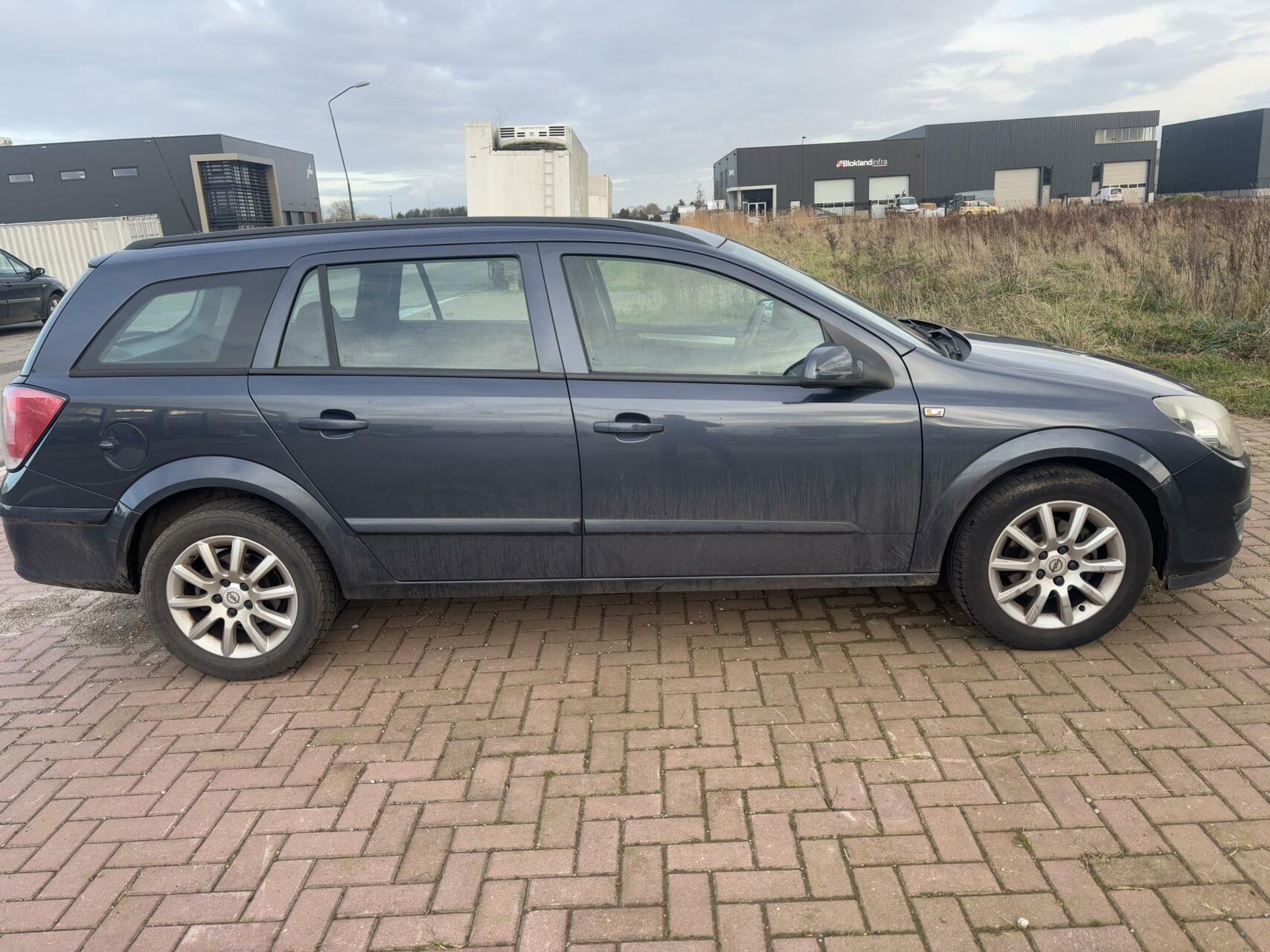 Foto van Opel Astra Wagon