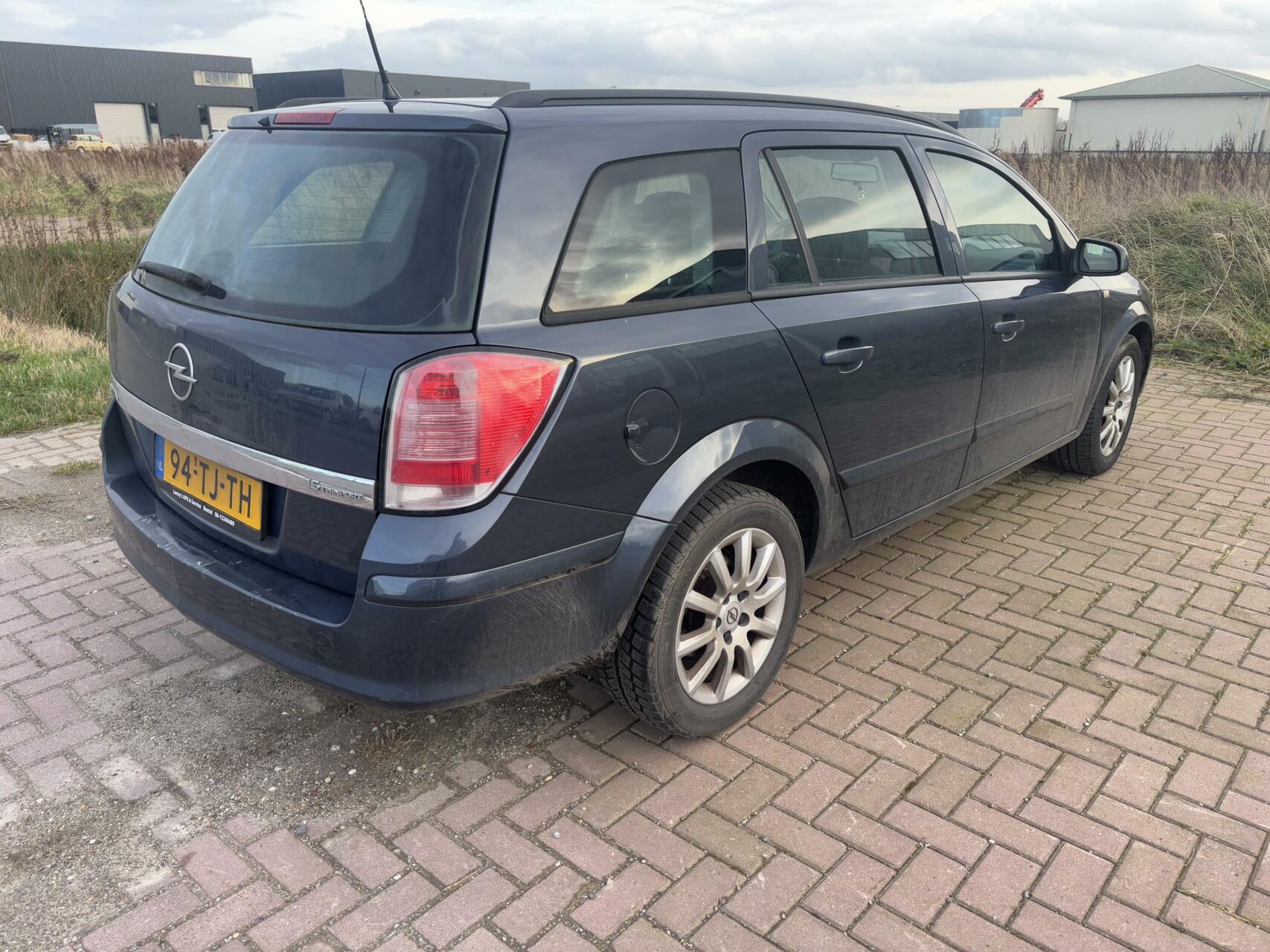 Foto van Opel Astra Wagon