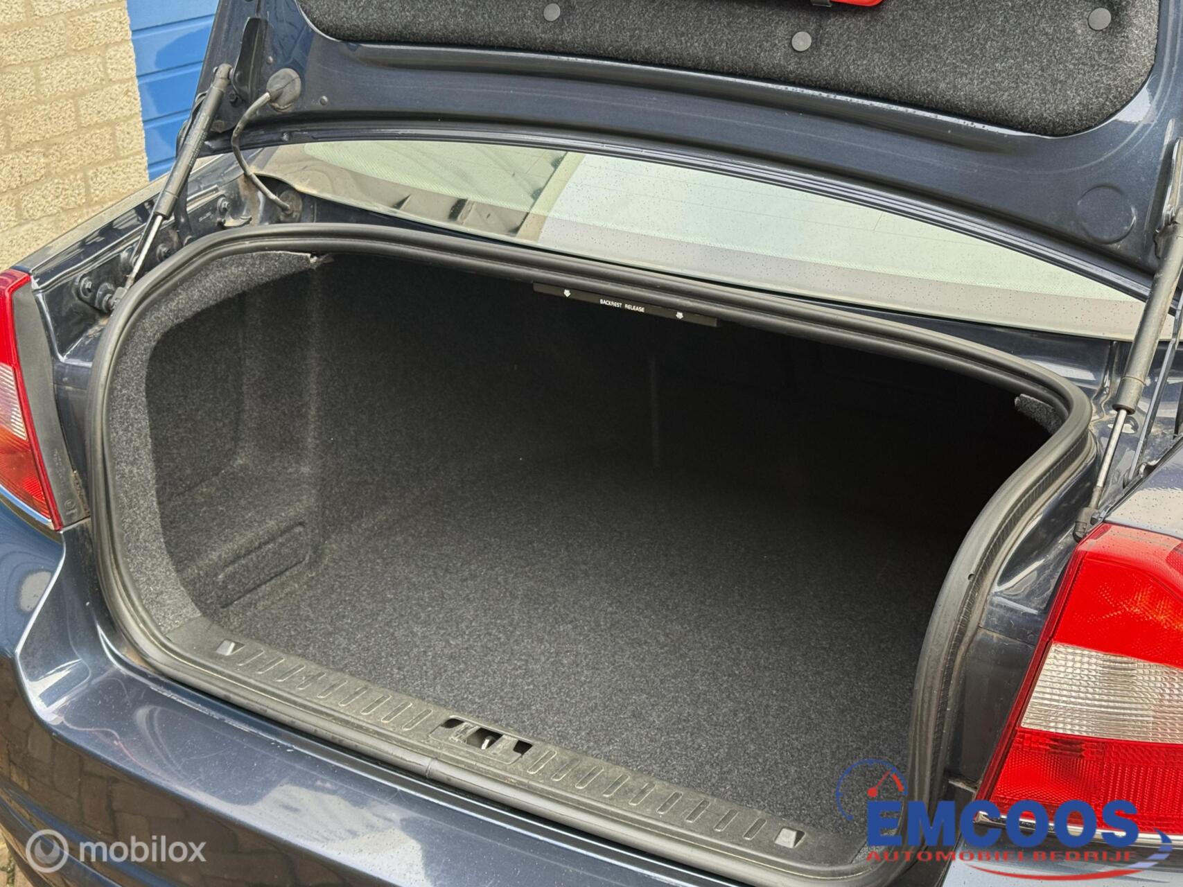 Foto van Volvo S80