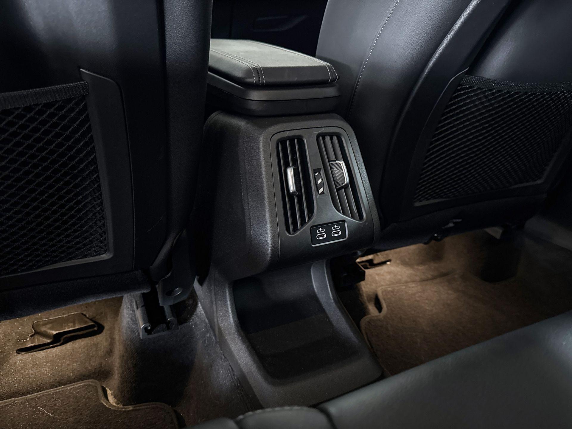 Foto van BMW X1 Xdrive23i